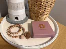 Armband von Schmuckstück Taupe