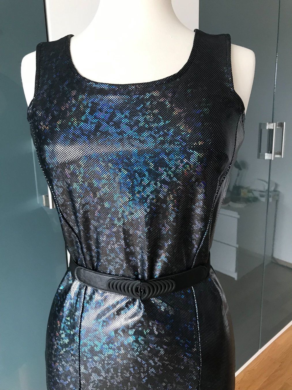 Kleider: Elastische Partykleid 38 M nie tragen – Gebraucht aus Dübendorf von Levintreyer 5