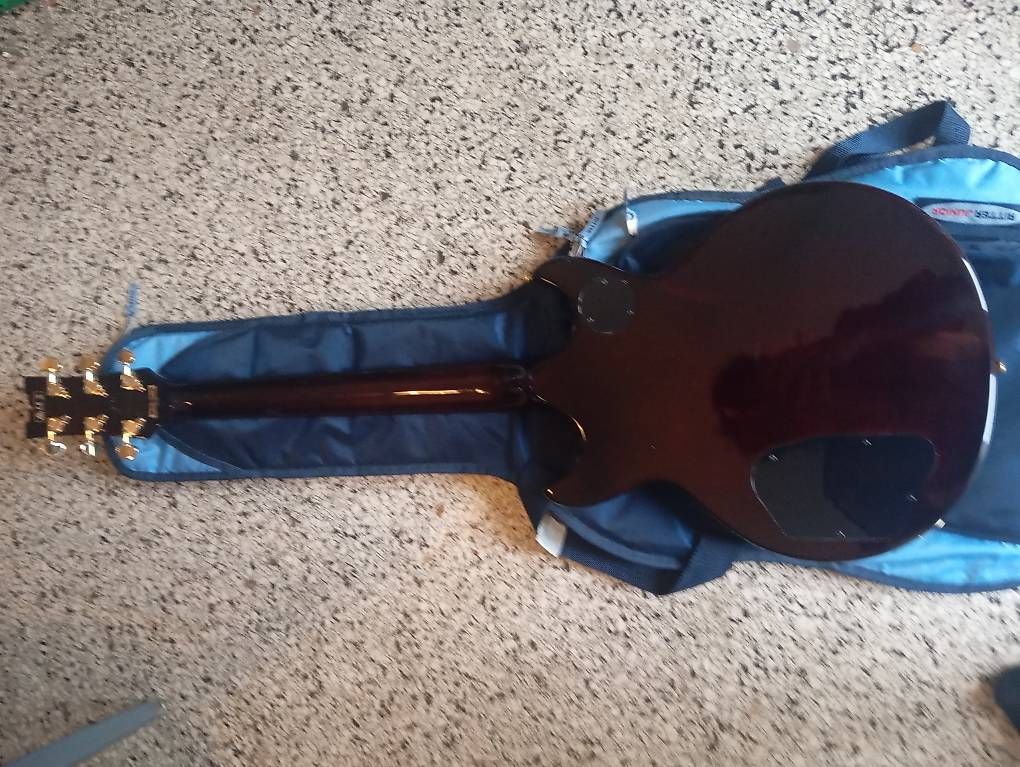 Ibanez Strumenti musicali: Ibanez electric guitar – Usato da Basel venduto da Petergunn 3
