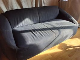 Gemütliches 2er Sofa, schwarz