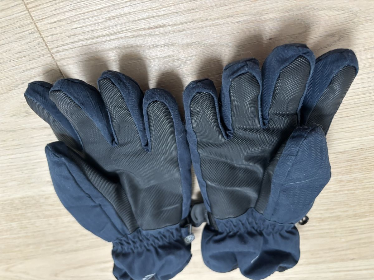 Gants: Handschuhe Kind – D'occasion à Wetzikon ZH par joc_p8jn 1