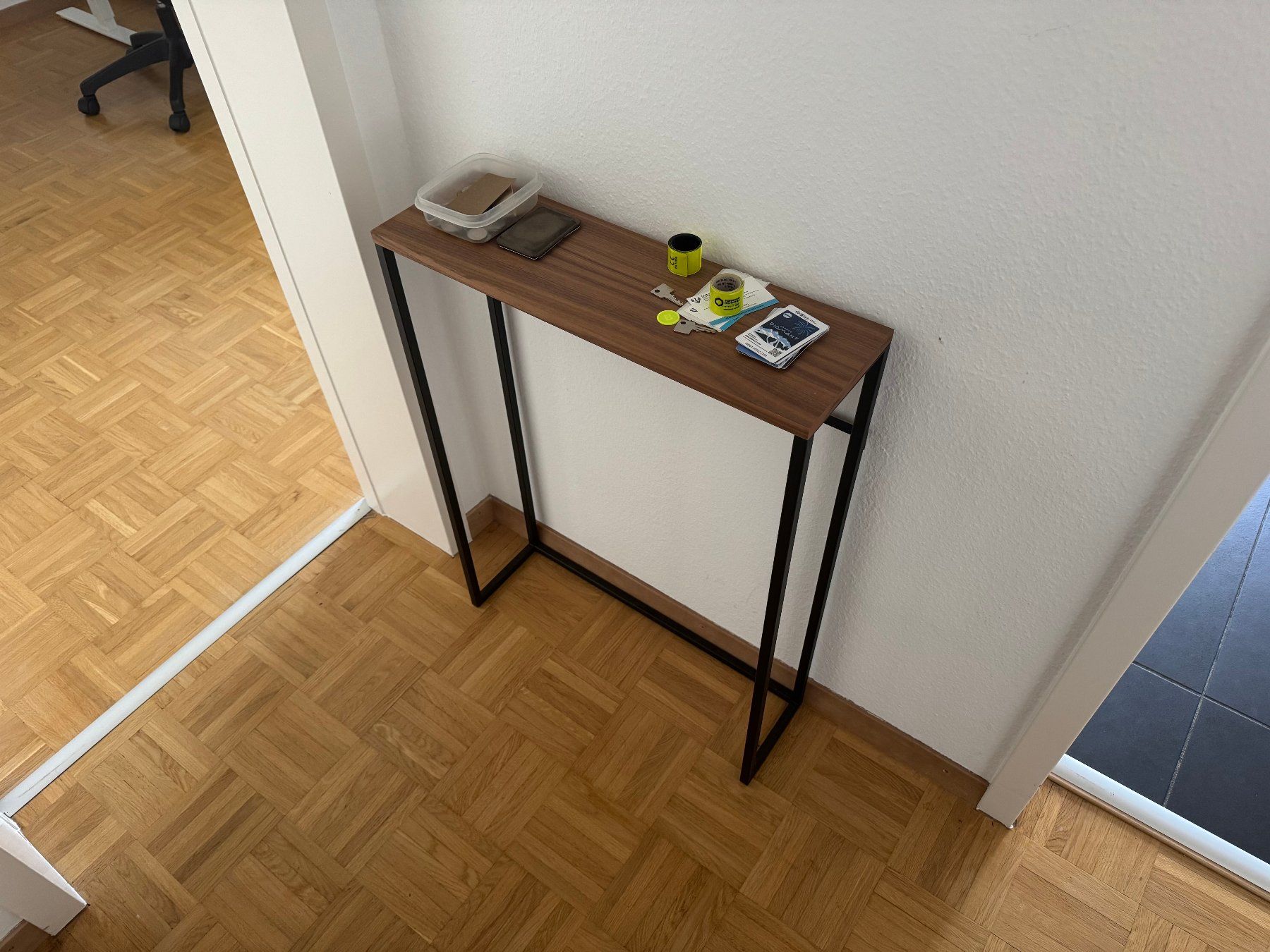 Tavoli: Table console Yamazaki Tower – Usato da Genève venduto da axe_xdr9
