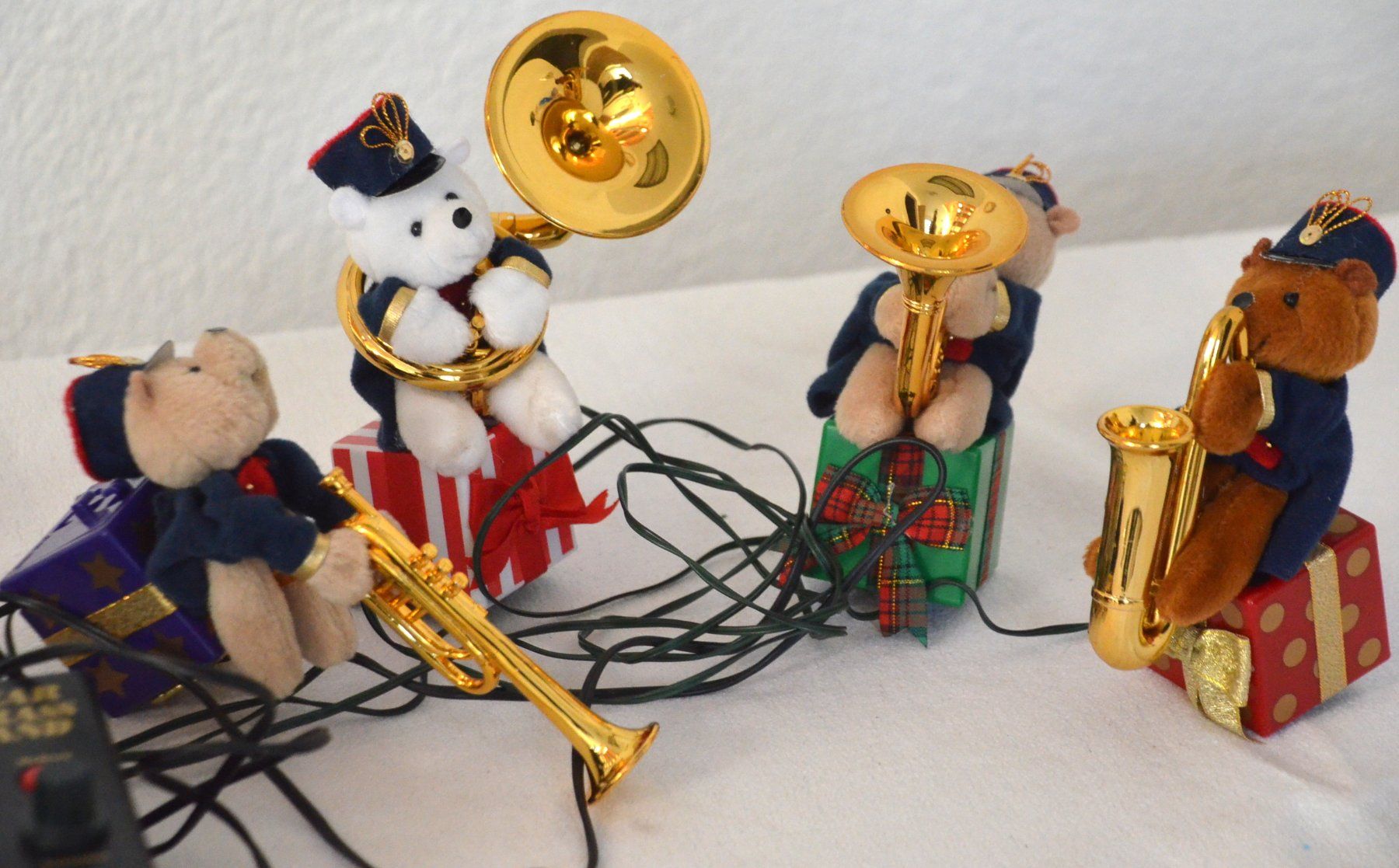 Alle Dekorationen: Mr. Christmas Bear Brass Band Works 1995 – Gebraucht aus Collonges von arashee 4