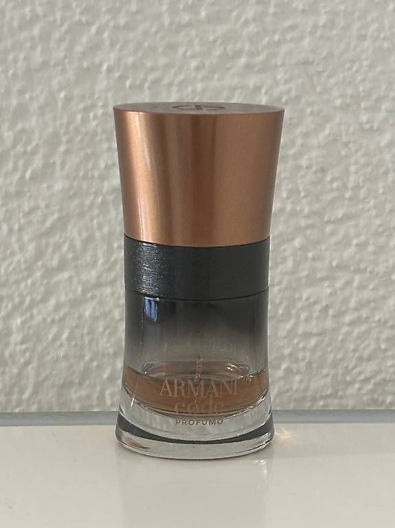 Armani Profumi & Eau de Toilette: Parfum Armani Code Profumo – Usato da Lyss venduto da 471022