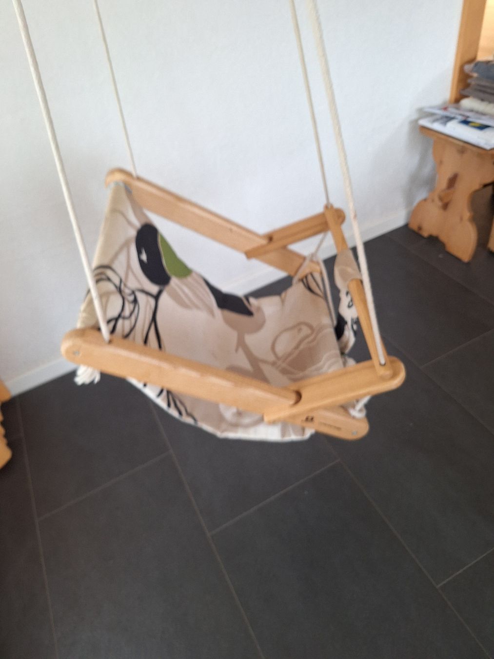 Gartenhängesitze: Schöner Kindersitz / Schaukel – Gebraucht aus Altstätten SG von Ariandres 2