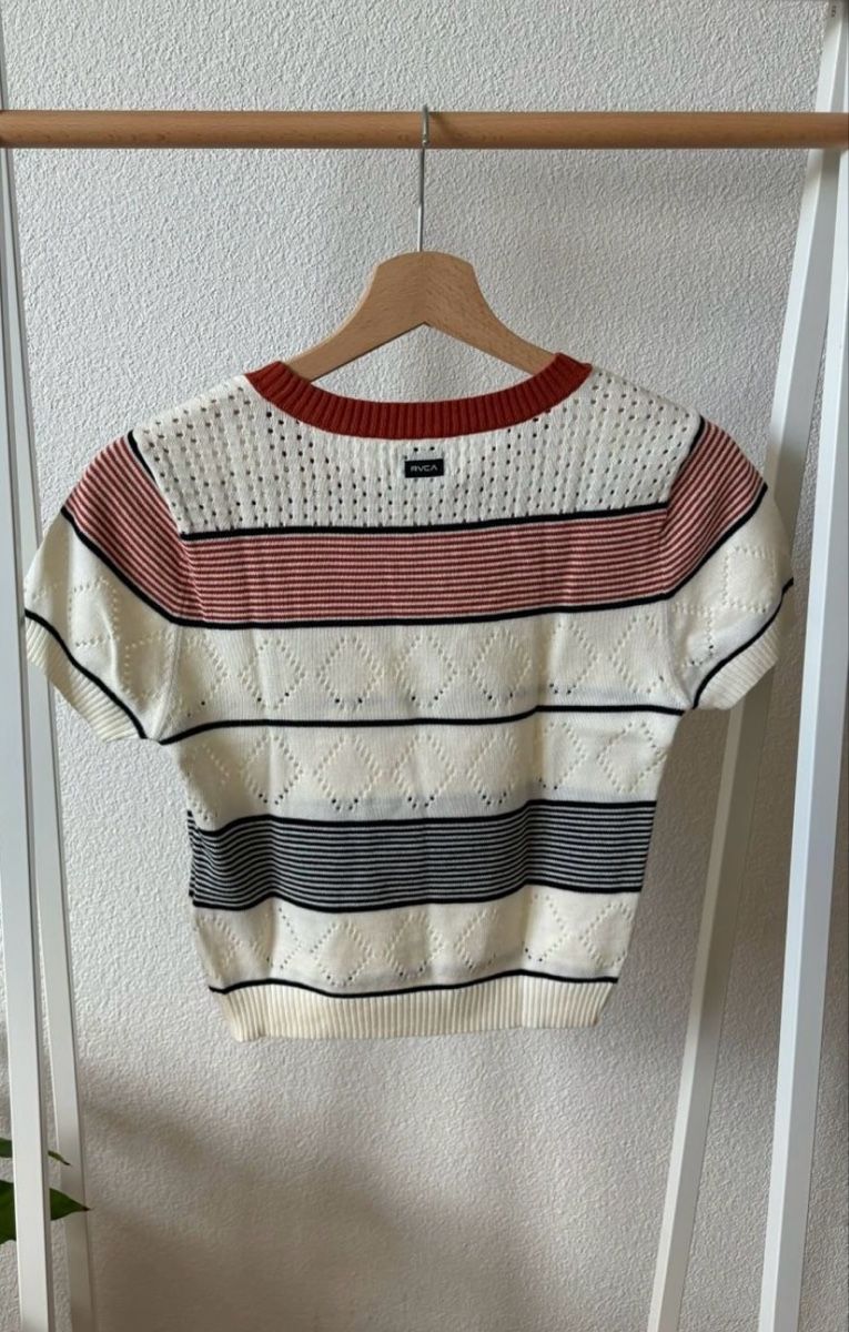RVCA T-shirt: RVCA Top rayé, taille S – Nuovo (secondo la descrizione) da Lausanne venduto da EliseH 2