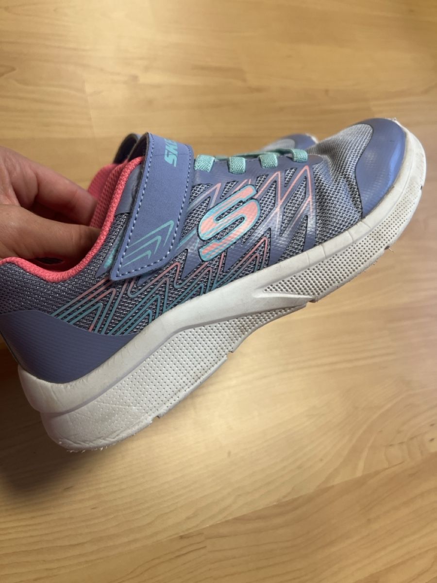Skechers Schuhe für Mädchen: Skechers Gr.36 – Gebraucht aus Laufen von Nachlasverkauf 1