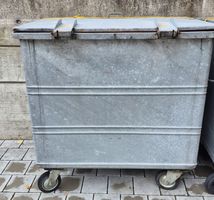 Grosse Mülltonne Nr1 mit Rollen für Garten, 800 Liter