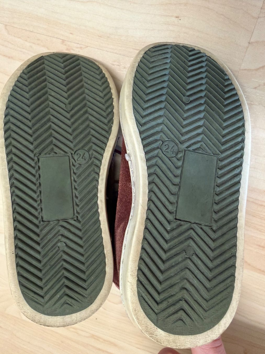 Bisgaard Scarpe da donna: Bisgaard Sneakers Kinderschuhe aus Leder  Gr.24 – Usato da Siebnen venduto da dte_9kmw 5