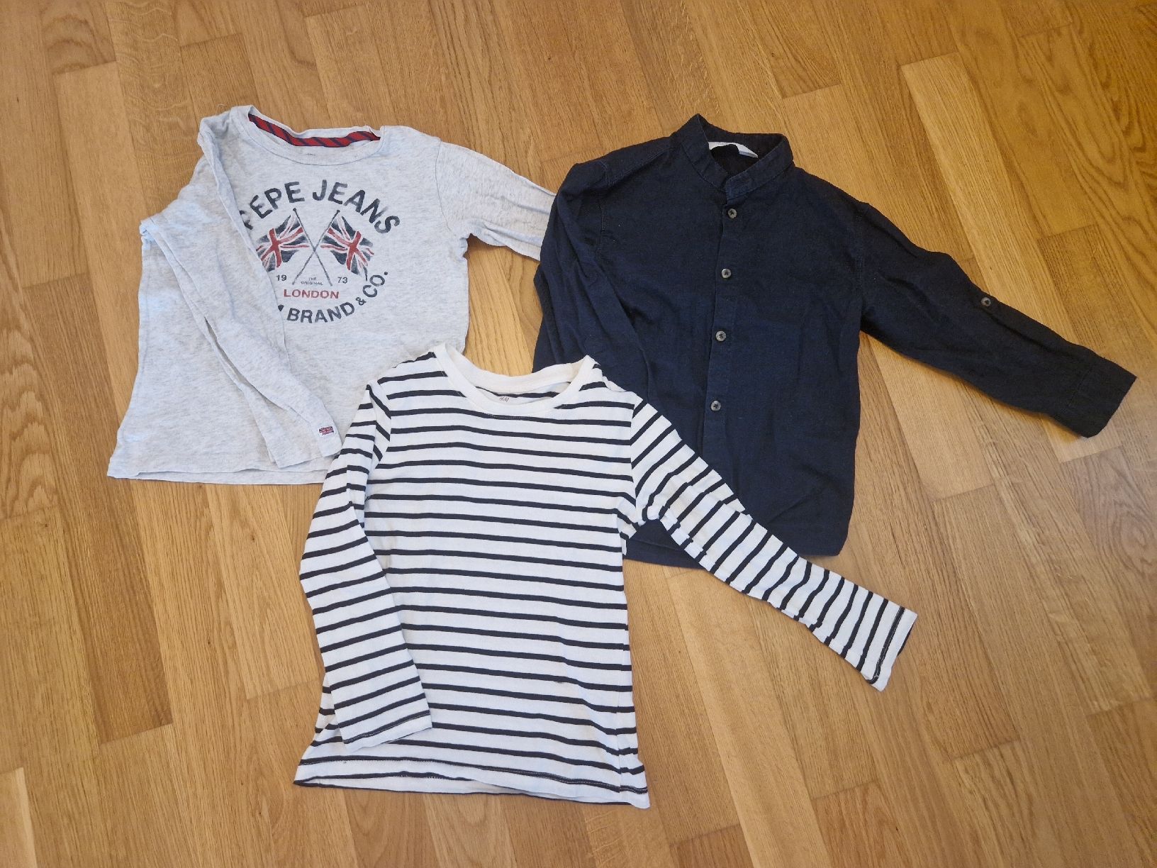 Lotti & Set di vestiti: Kleiderpaket Grösse 110/116 – Usato da Zürich venduto da nicinat 1