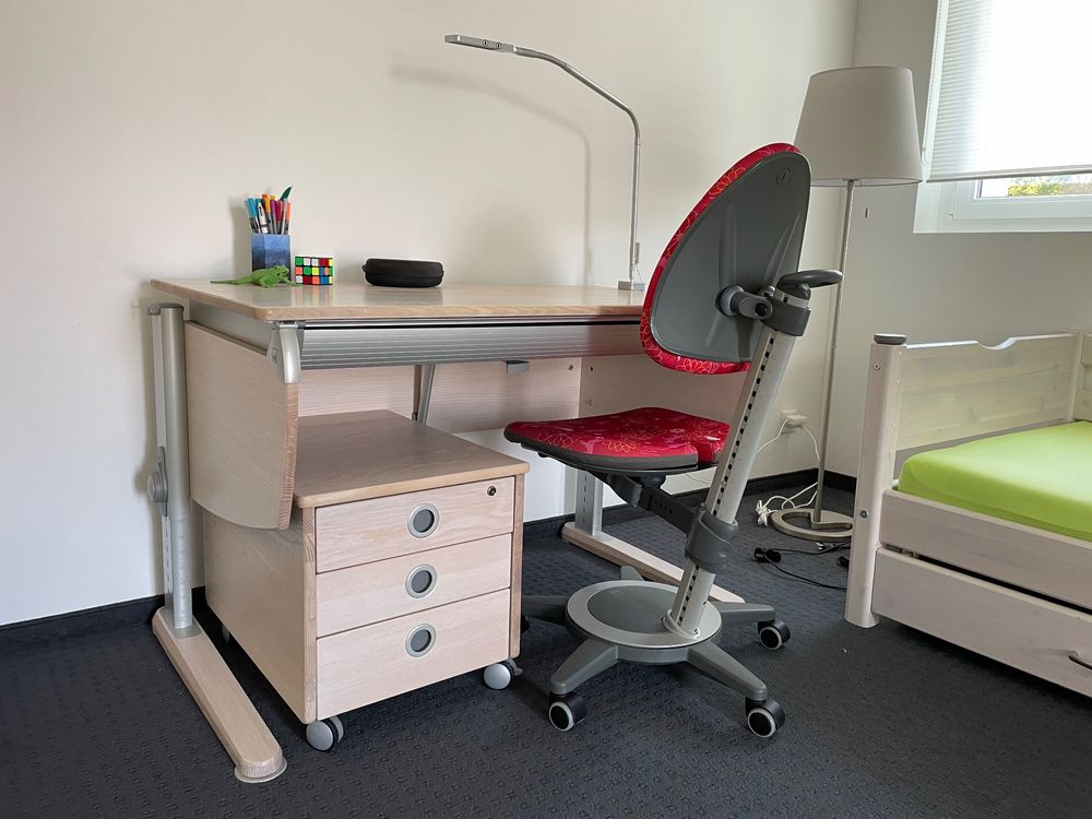 Schreibtisch, Rollcontainer und Bürostuhl von MOLL, Kinder (Gebraucht ...