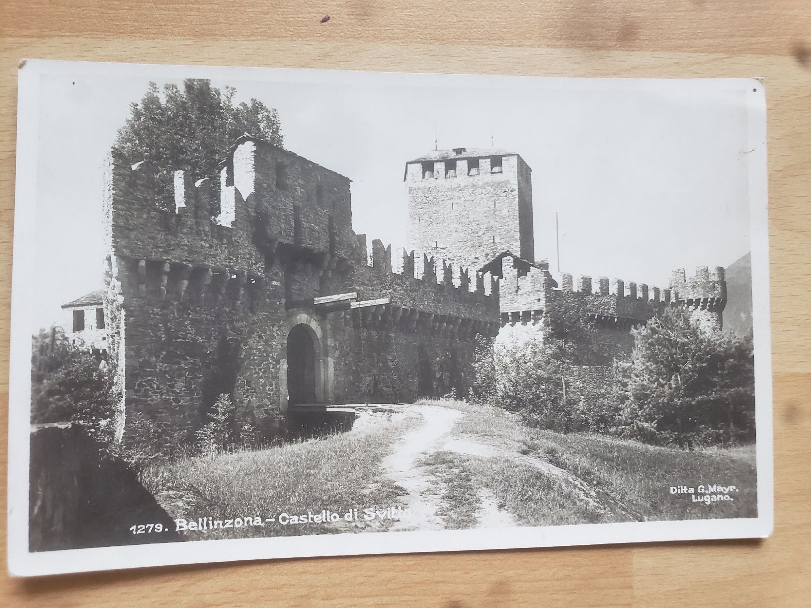 Cartoline postali: carte postale Bellinzone Castello – Usato da Confignon venduto da gab_xz5d