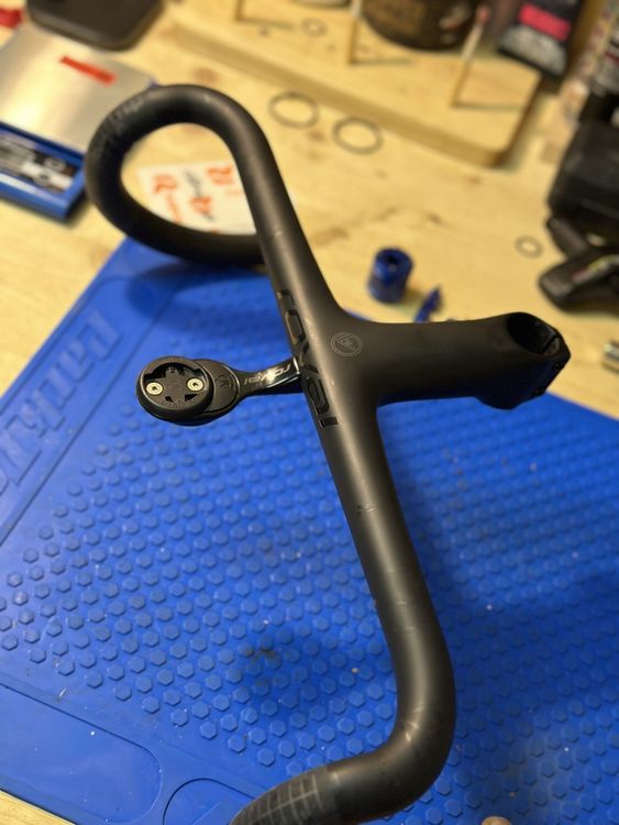 Specialized Pièces détachées: Roval Alpinist Carbon Cockpit Lenker – D'occasion à Rheinfelden par DA__RIO