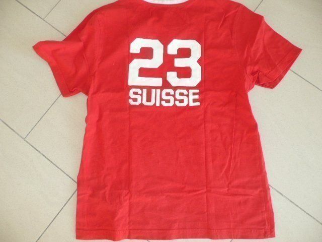 T-Shirts: CH Shirt in Grösse M – Gebraucht aus Dielsdorf von a.ruettimann 2