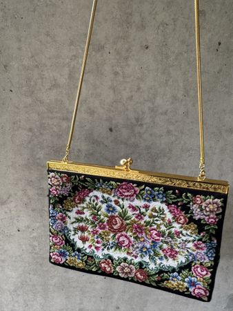 Vintage Schöne Abendtasche. NEUE