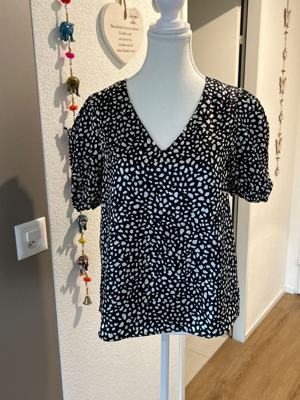 Vila Camicette: Shirt mit Muster von Vila Gr. 36 – Usato da Brunnen venduto da Nala2929