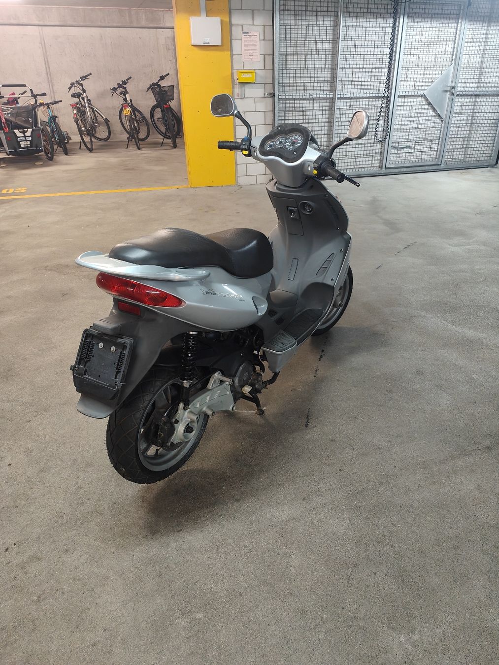 Malaguti Scooters: Malaguti F18 125 – Defekt aus Weisslingen von Ser_r8p8 1