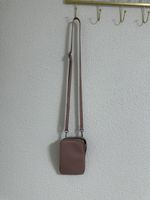 Kleine Umhängetasche rosa mit Schulterriemen gebraucht