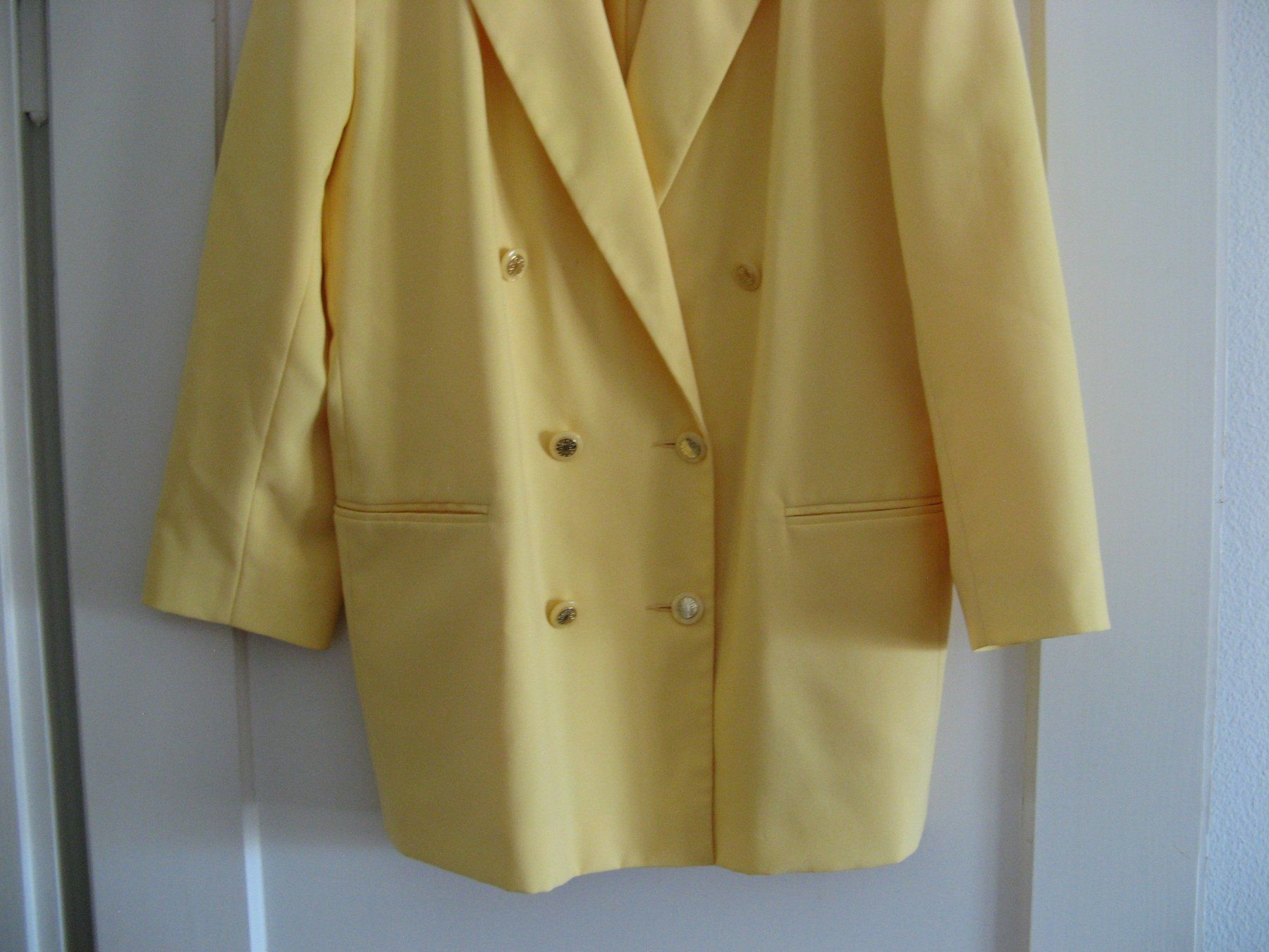 Giacche: Damen Blazer gelb LineaV Gr. 44 – Usato da Zürich venduto da apil 2