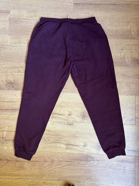 Hosen: Jogginghose – Gebraucht aus Rupperswil von az5_x87v 1