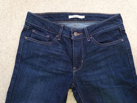 Levi's 711 Skinny Jeans, Grösse 27, Dunkelblau Stretch