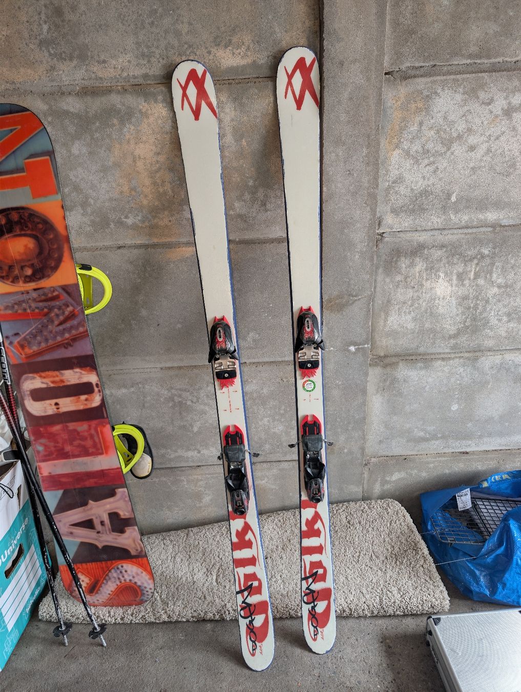 Stöckli Sci: Stöckli Freestyle Ski  – Usato da Liebefeld venduto da augenschliesser