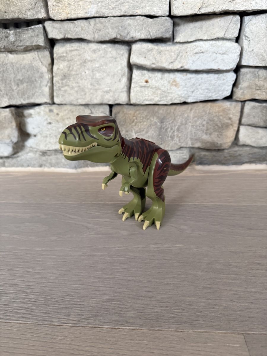 Lego Statuette: Lego Dino Figur – Usato da Meggen venduto da lin_p9xn 2
