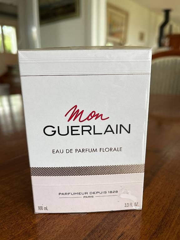 Profumi & Eau de Toilette: Mon Guerlain Florale Eau de Parfum, 100ml, Original! – Usato da Rombach venduto da Mfro