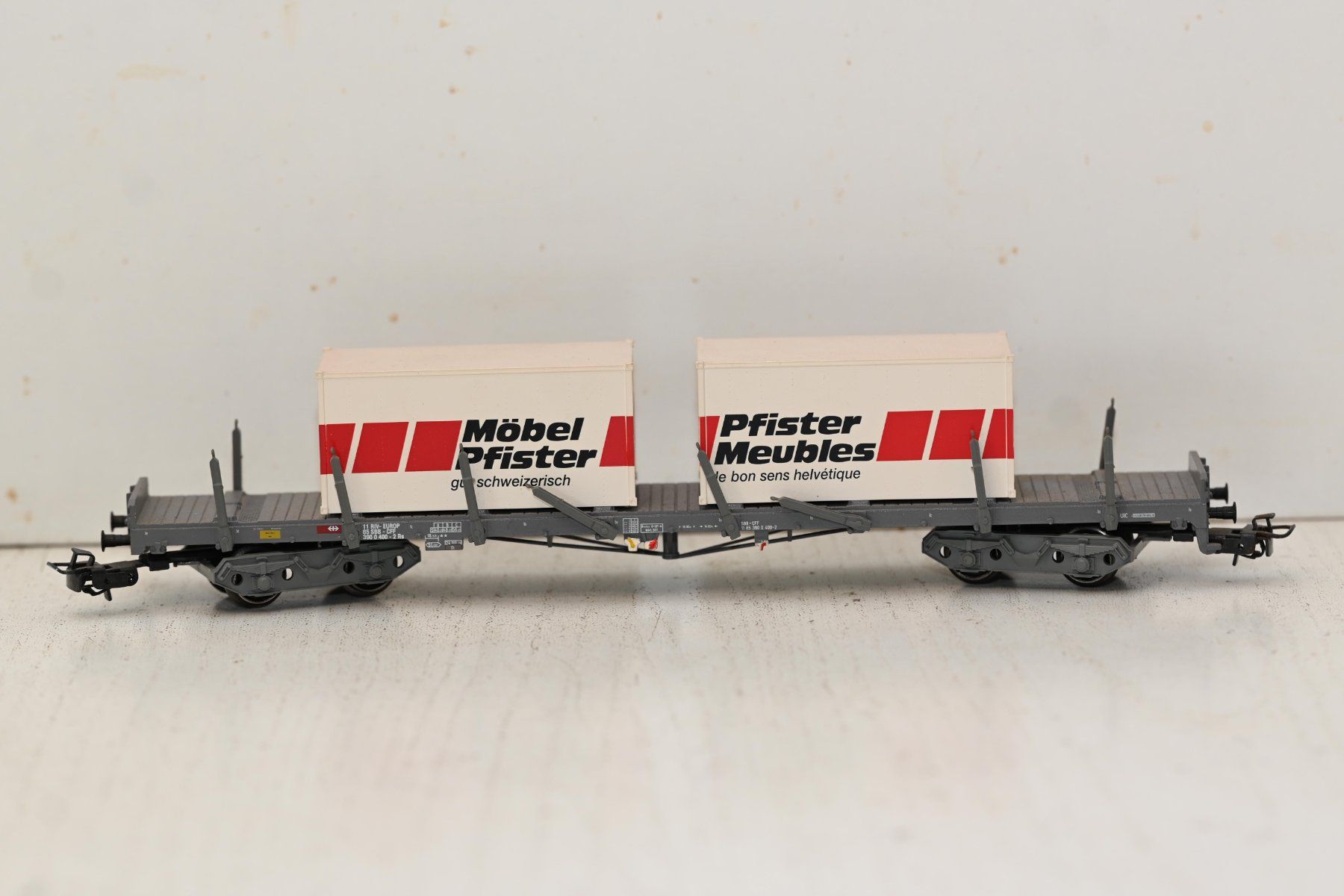 Märklin 4668 Möbel Pfister HO/AC mit OVP (Gebraucht) in Laupen ZH für ...