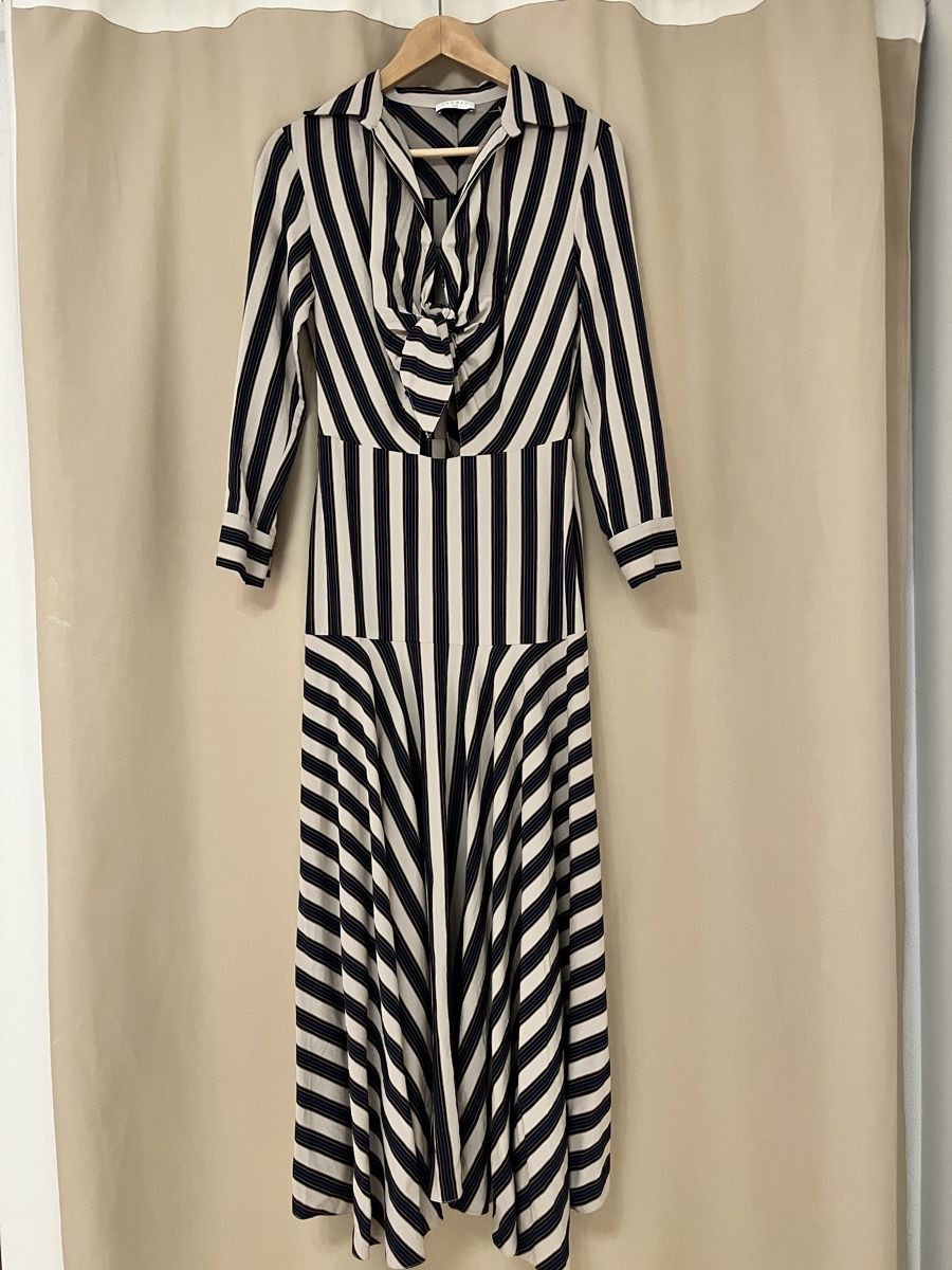 Sandro Robes: Robe Sandro rayée taille 34 Parfait état – Neuf (Voir description) à Givrins par sab_k2f9
