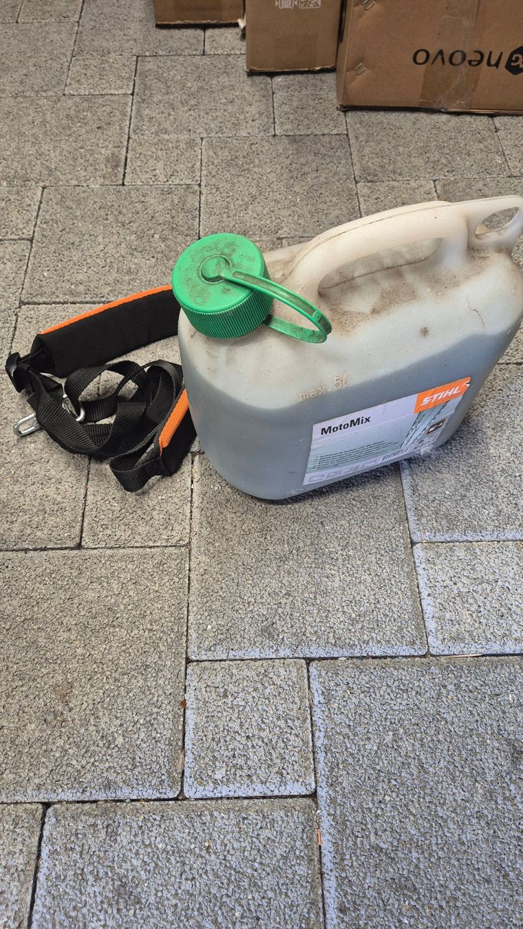 Toutes les machines: Stihl KM 130/R Heckenschere – D'occasion à Lostorf par bebasa 5