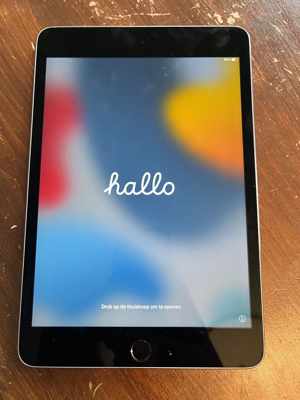 Apple Tablettes PC: Apple iPad mini 4 – D'occasion à Männedorf par fsigillo