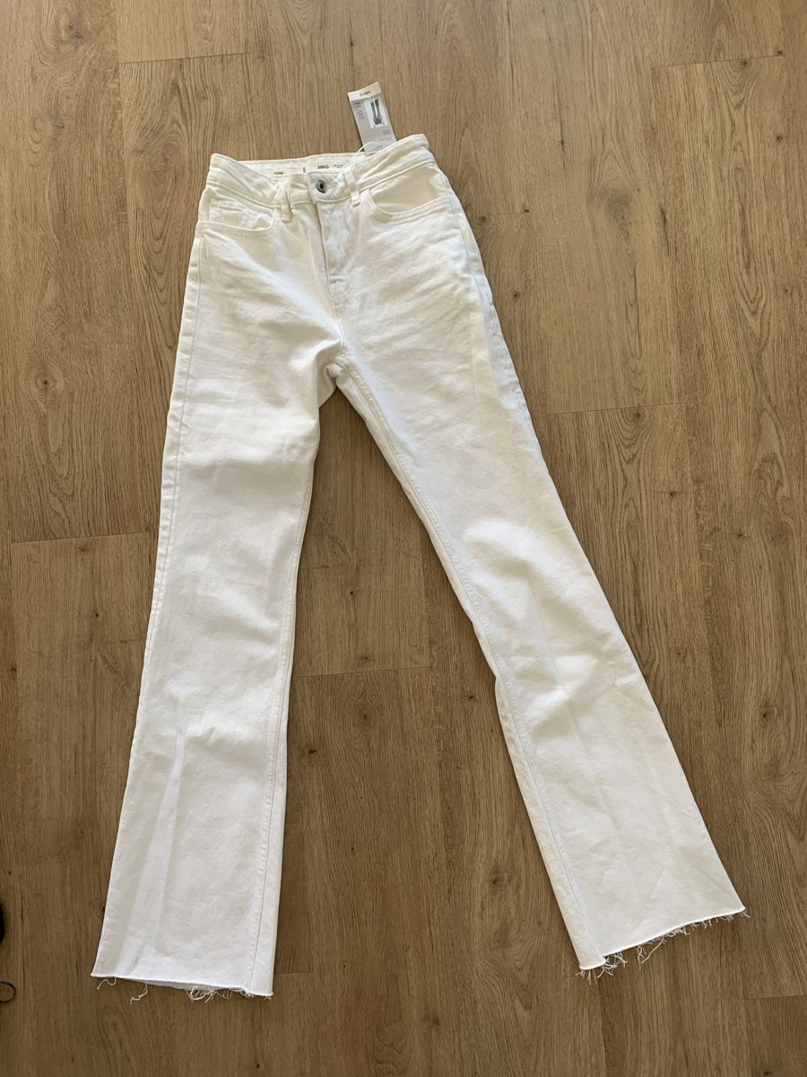 Mango Jeans: Jean flare Mango – Nuovo e nell'imballaggio originale da Genève venduto da rez_c6c6