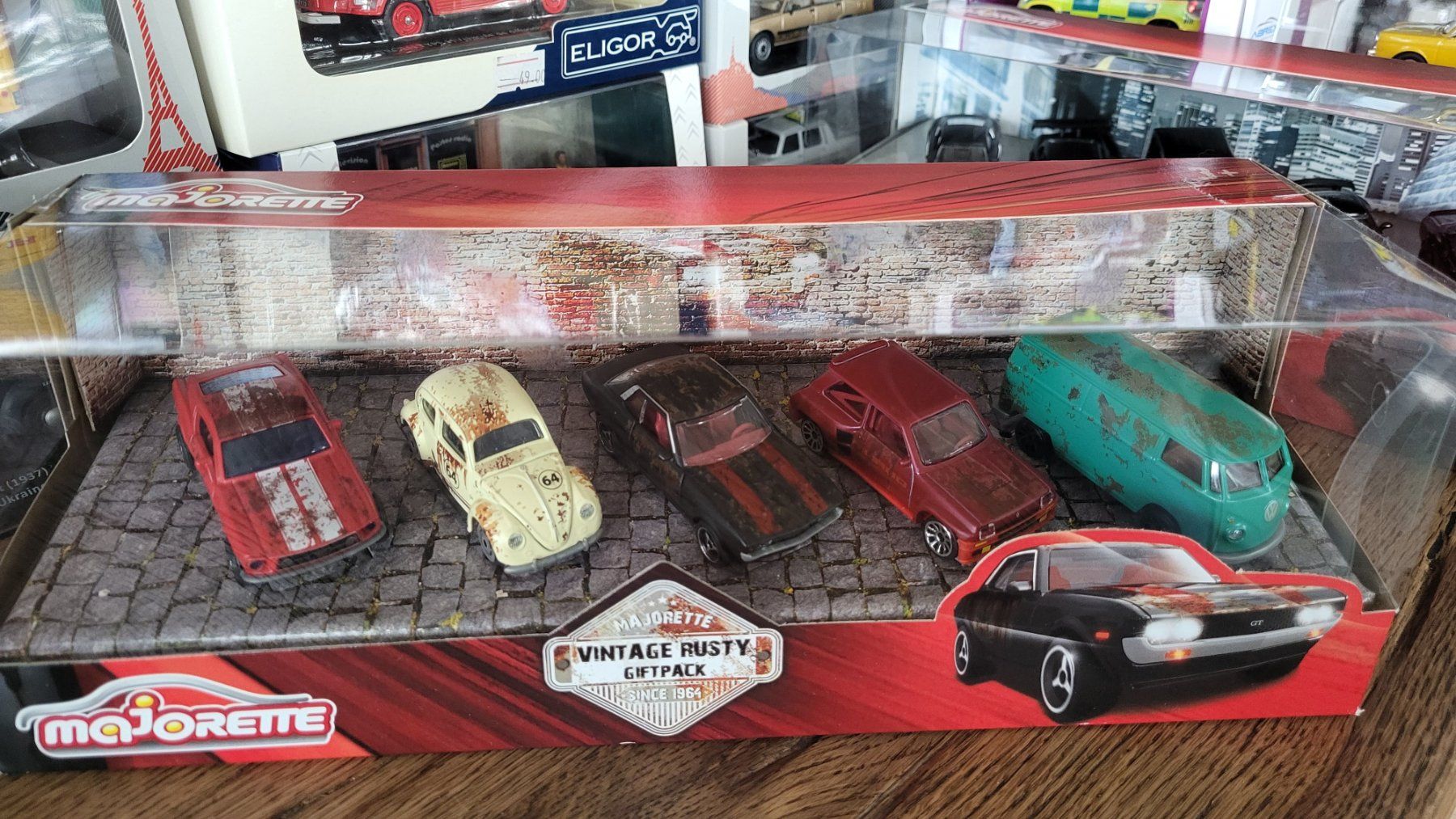 Majorette Modellini d'auto: Vintage Rusty 5 Modelle Giftpack 1:64 Majorette – Usato da Rothrist venduto da Juana5