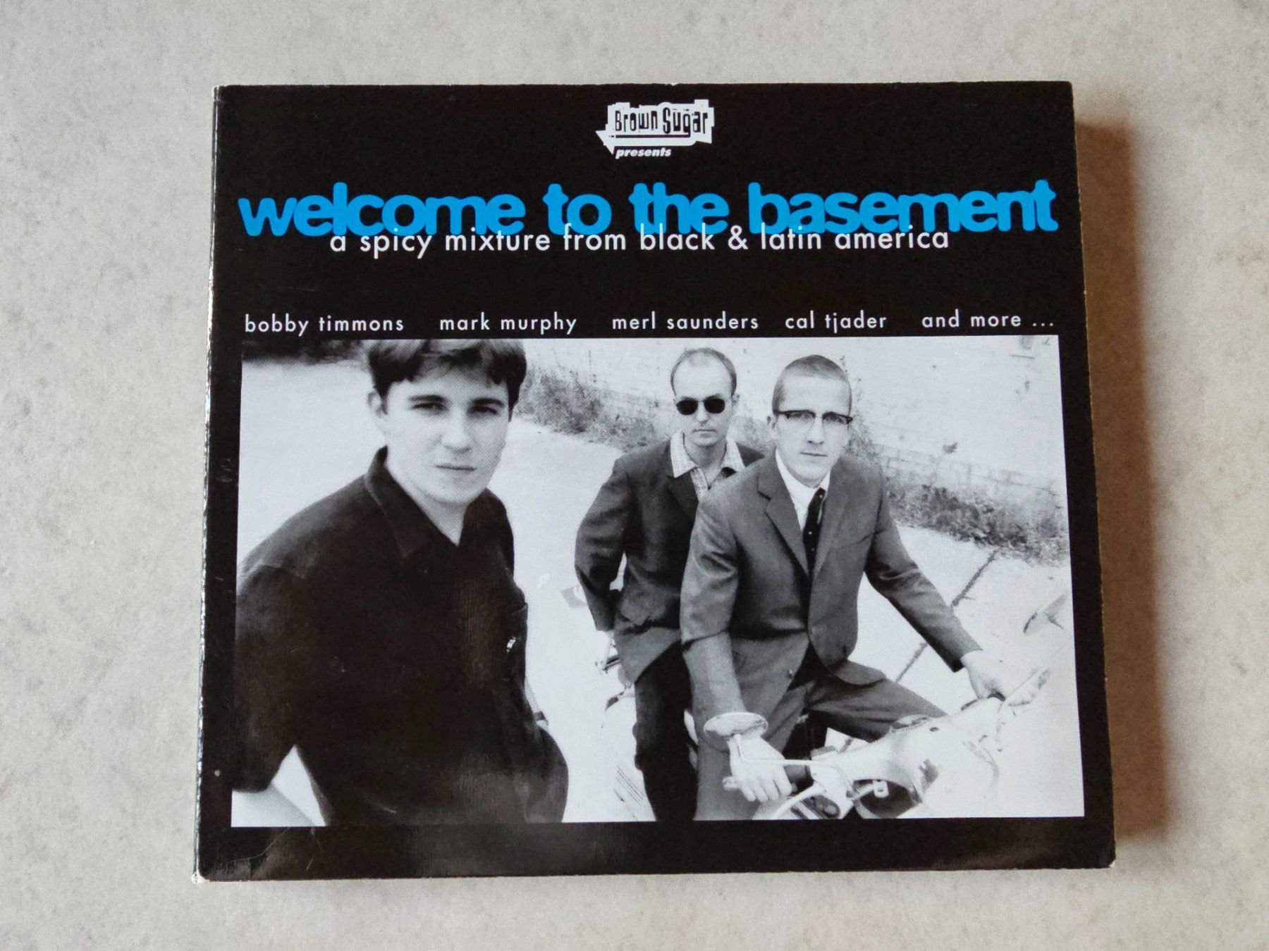 CD: Brown Sugar  -  Welcome to the basement – Usato da Schneisingen venduto da backstore24