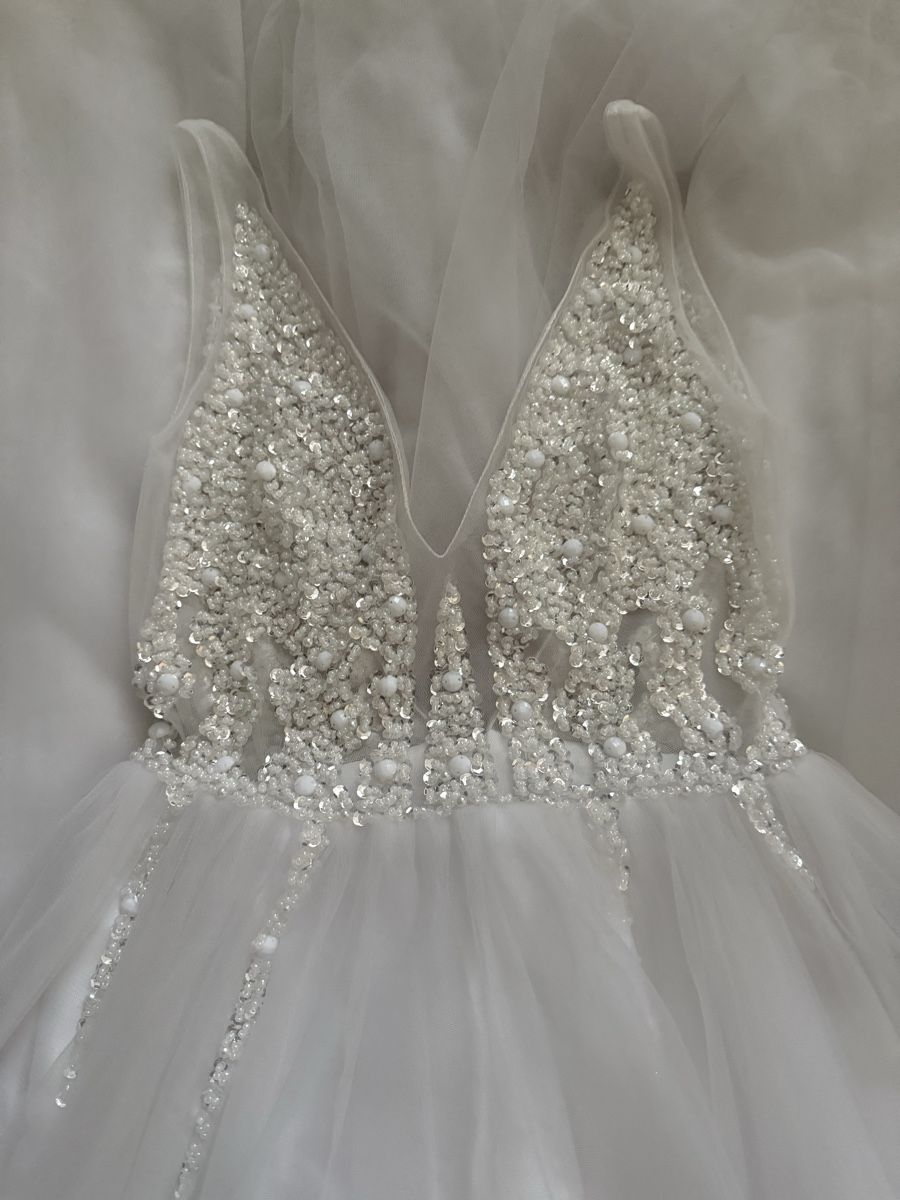Kleider: Brautkleid weiss mit Perlen – Neu (gemäss Beschreibung) aus Alpnach Dorf von beauty87 2