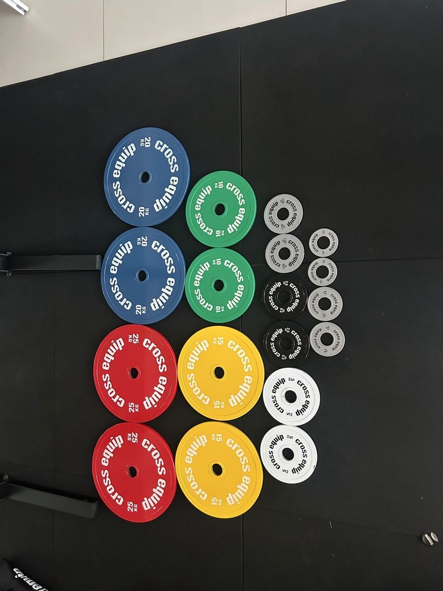 Poids & Haltères: Calibrated Powerlifting Plates Total 159 kg – D'occasion à Küsnacht ZH par kae_d72c 1