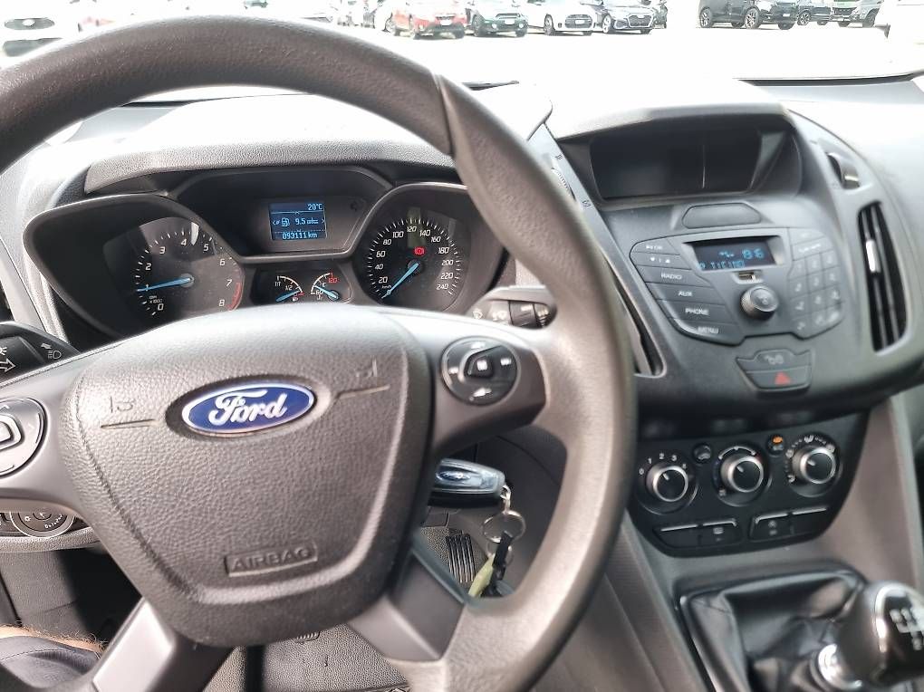 Veicoli commerciali: Ford transit connect 1.0 eccobust – Usato da Bironico venduto da Maurizzio 4
