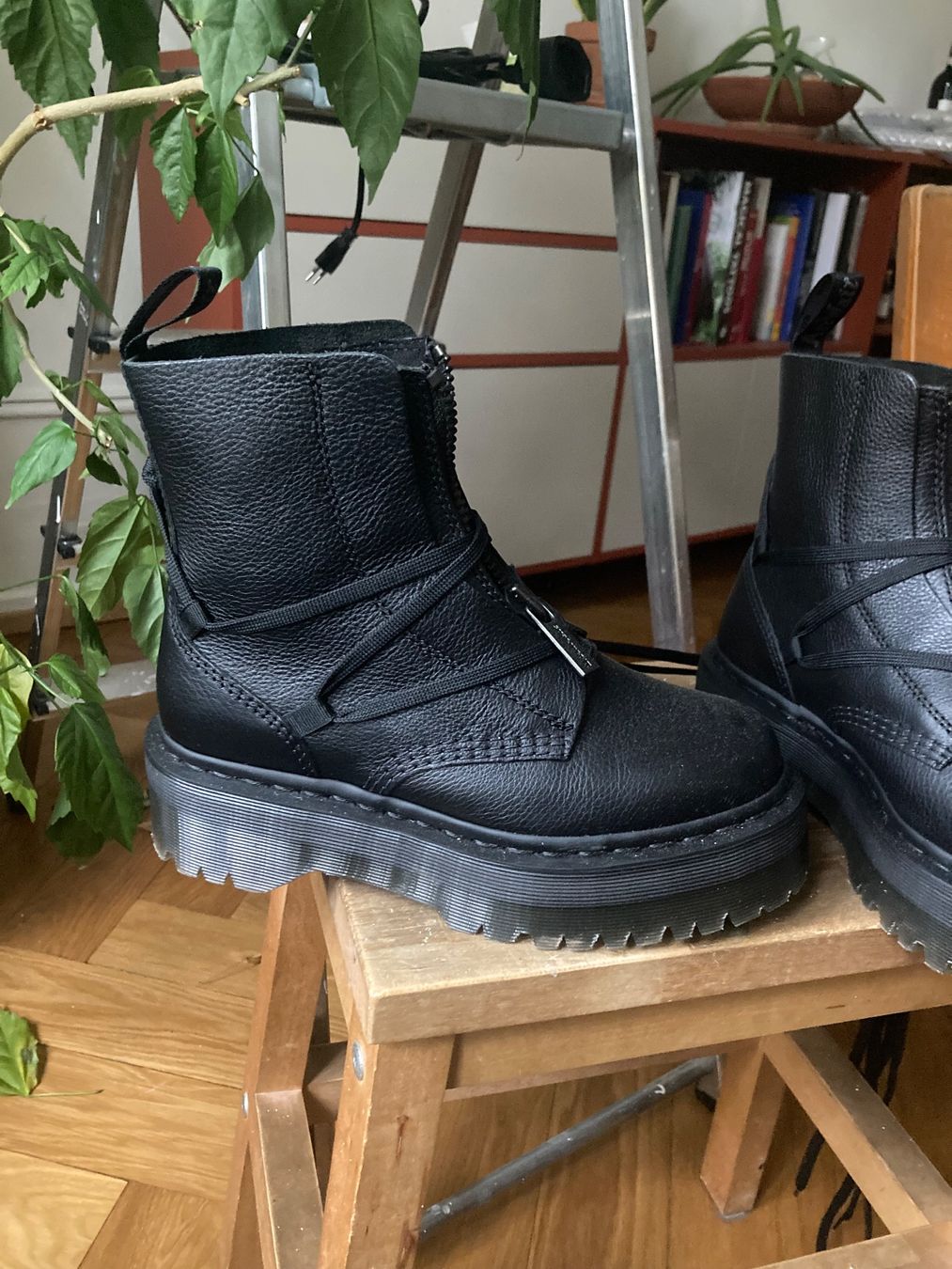 Dr. Martens Chaussures hommes: Dr. Martens Jarrick II – D'occasion à Basel par tiritulla 1