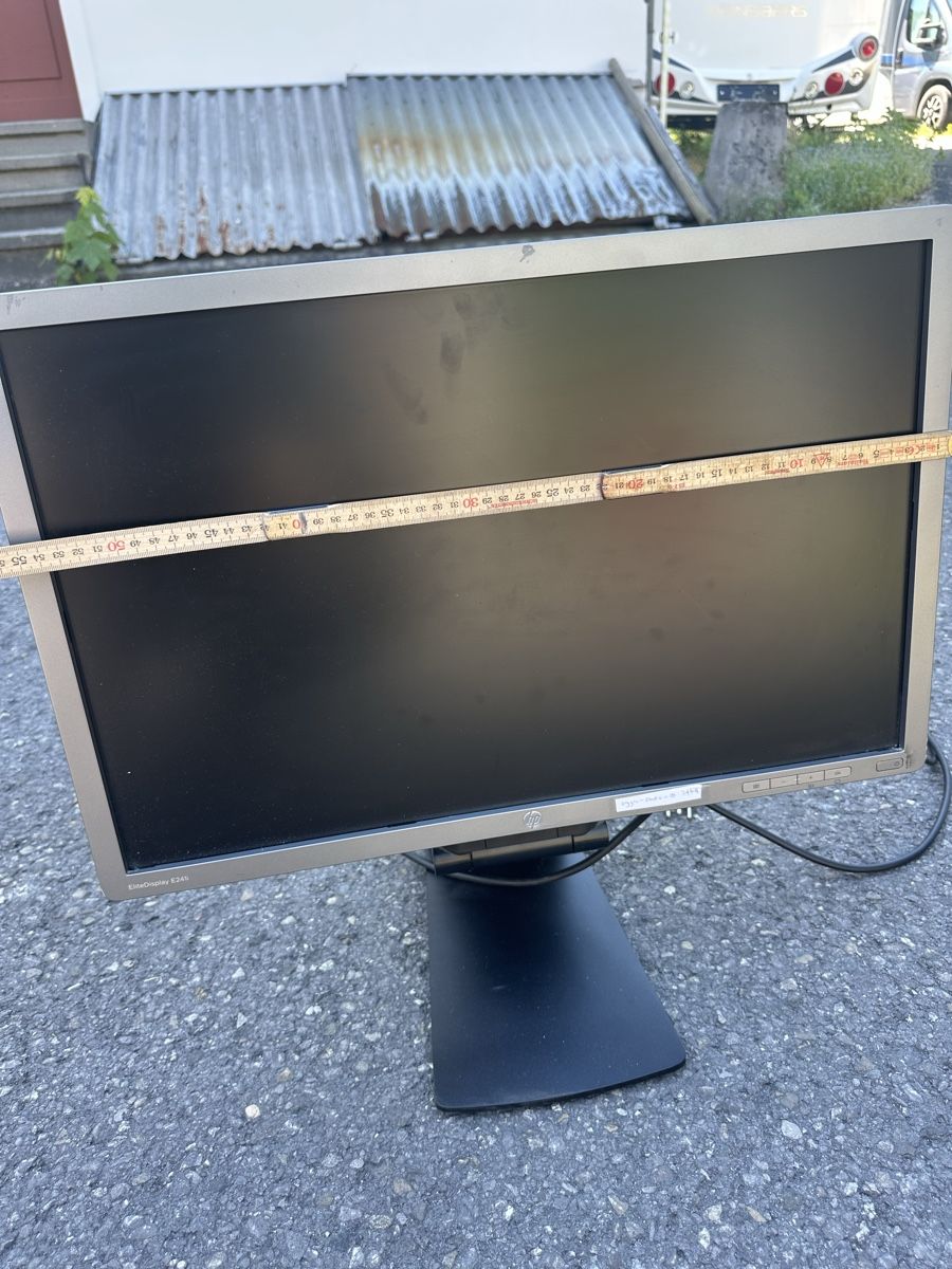 Monitor: HP Bildschirme zwei Stück  – Usato da Heerbrugg venduto da sha_6bxl 3