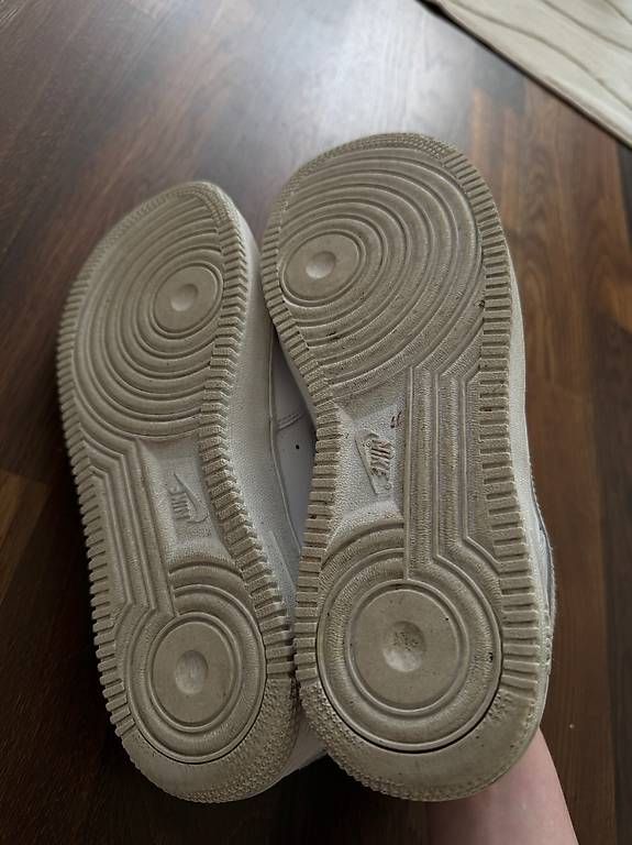 Chaussures hommes: Nike AF1 – D'occasion à Dietikon par mic_l9hy 4