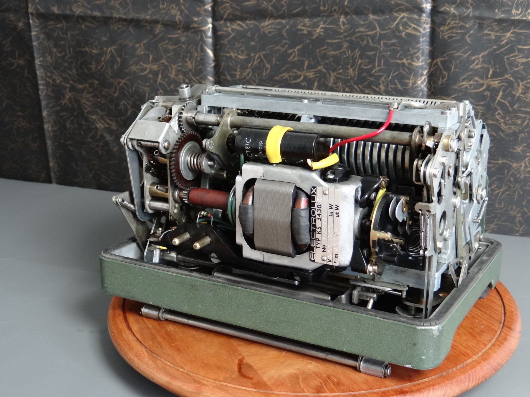 Toutes les machines: FACIT ESA-01 Rechnungsmaschine – D'occasion à Bettwiesen par Woogie9000 5