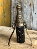 Antike Flasche mit Halterung, Deko-Objekt, Vintage Rarität