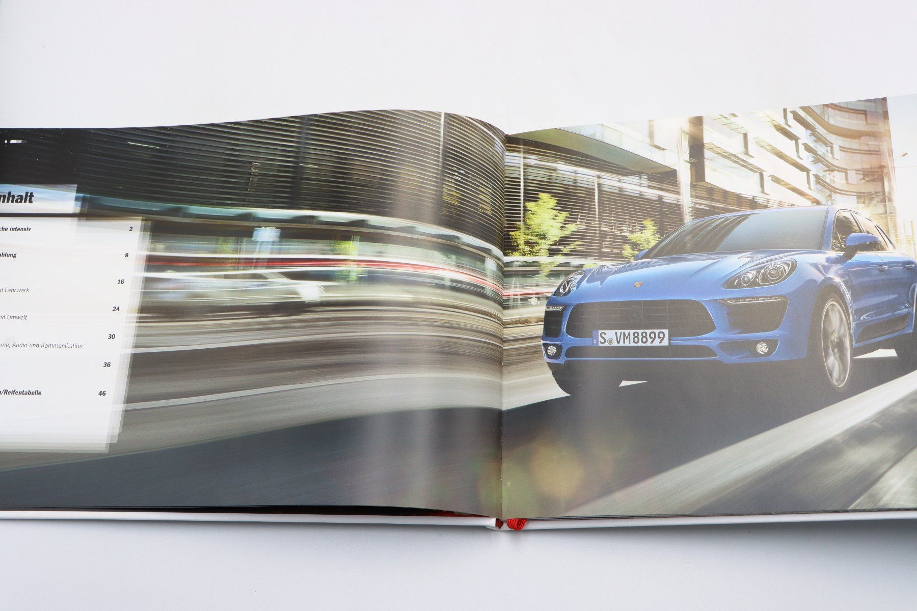 Porsche Documenti: Porsche Macan 2013 Hardcover Prospekt – Usato da Bühl b.Aarberg venduto da Collectorpassions 2