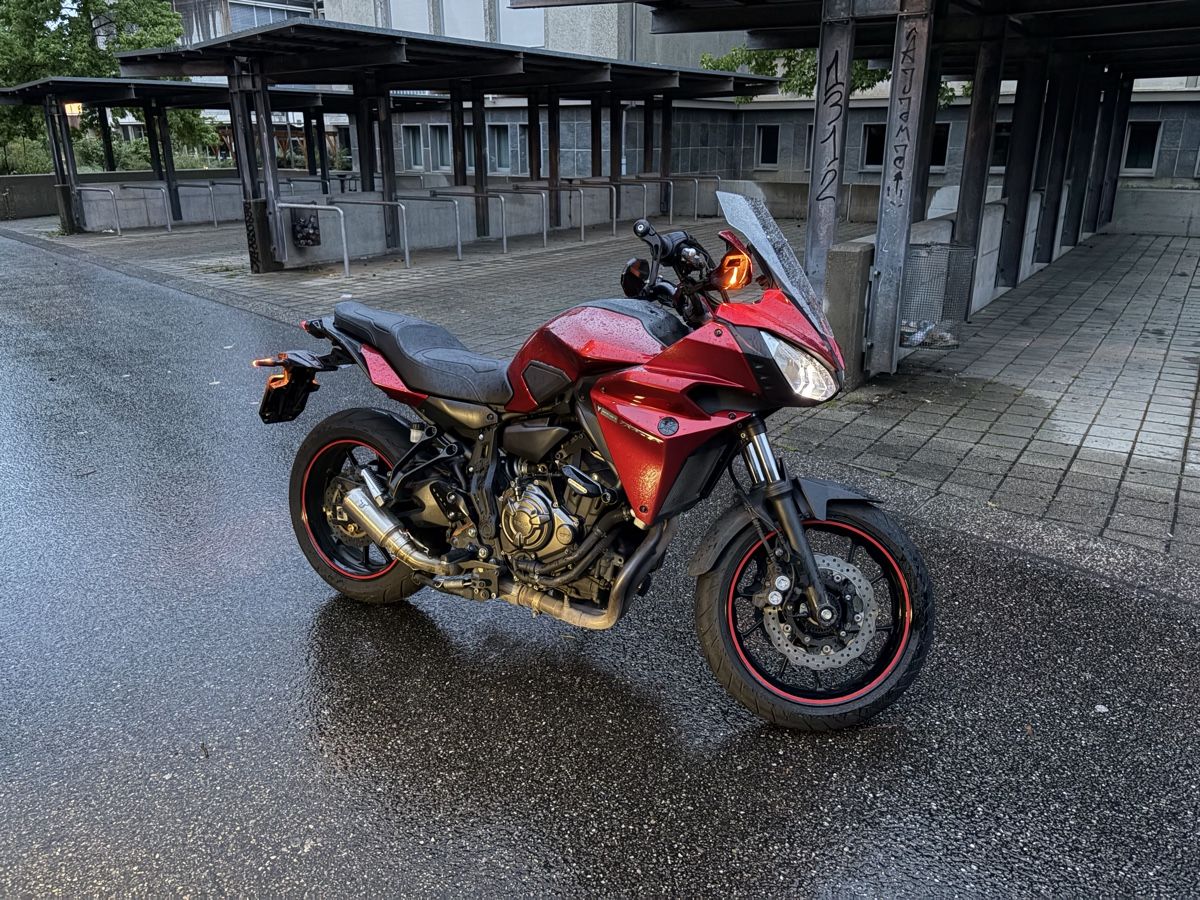 Yamaha Strada: Yamaha Tracer 700 – Usato da Les Acacias venduto da Leomrc