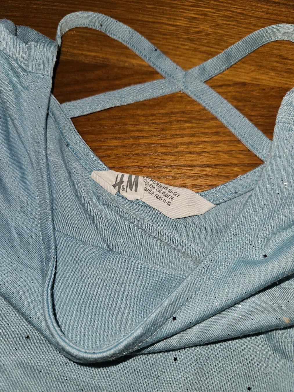 H&M Maglioni & Felpe: H&M Langarmshirt Gr. 146-152 türkis – Usato da Engelburg venduto da ynnoc19 2