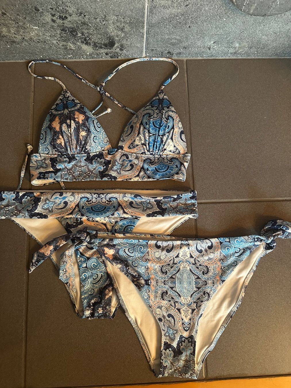 H&M Costumi da bagno & Bikini: H&M Bikini Set Gr. 34-36 – Usato da Riedt b. Erlen venduto da sina.aline