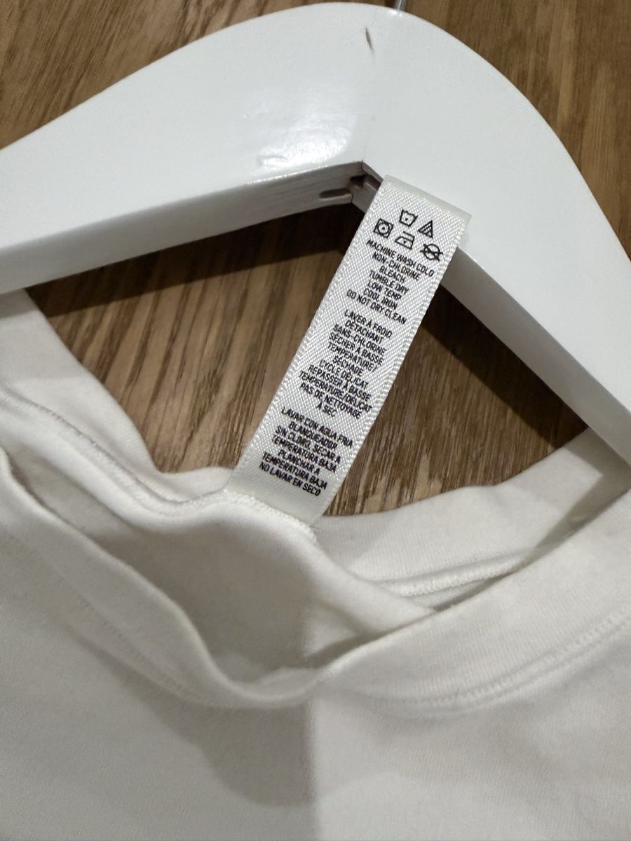 Skims Top: Skims Longsleeve White – Usato da Bottmingen venduto da Itsclaire 4