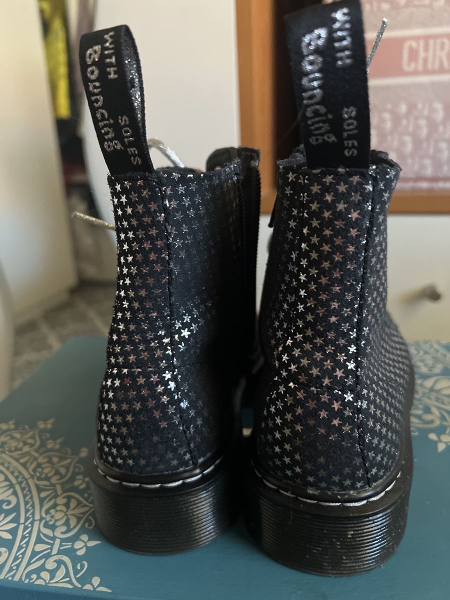 Dr. Martens Scarpe per ragazze: Dr. Martens Pascal Gr. 33 Sterne Boots Stiefel – Nuovo e nell'imballaggio originale da Wolfwil venduto da Vessie 4
