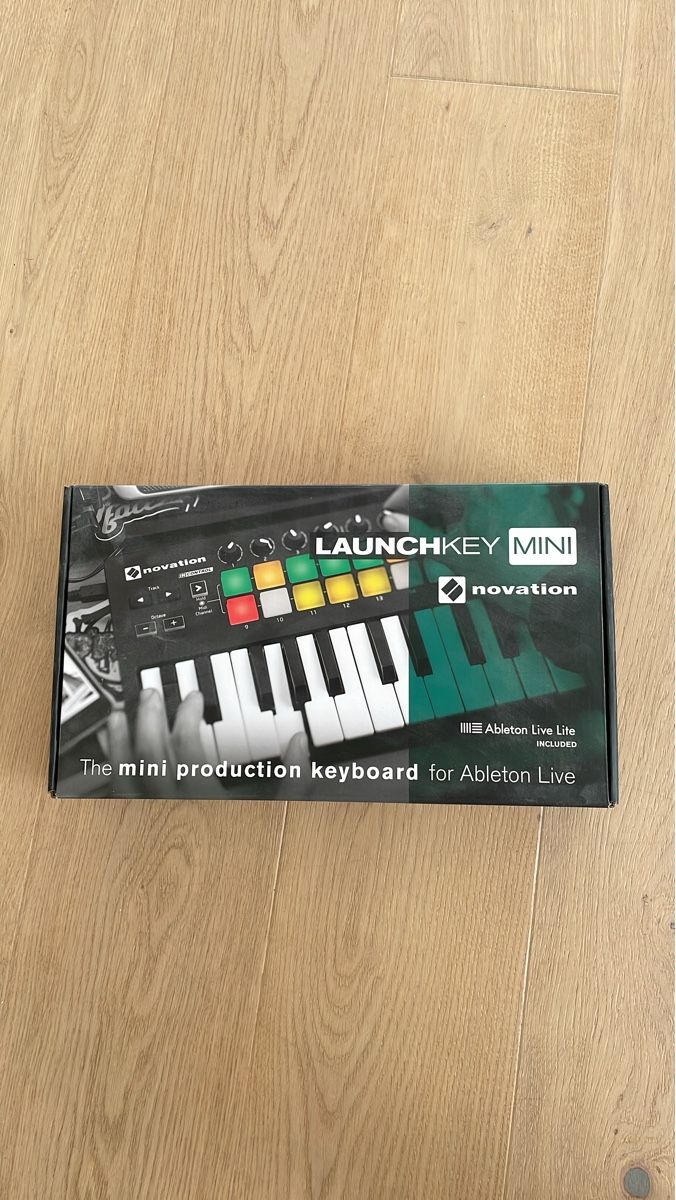 Console di mixaggio: Novation Launchkey Mini MIDI Keyboard used condition – Nuovo (secondo la descrizione) da Oberrieden venduto da timormy
